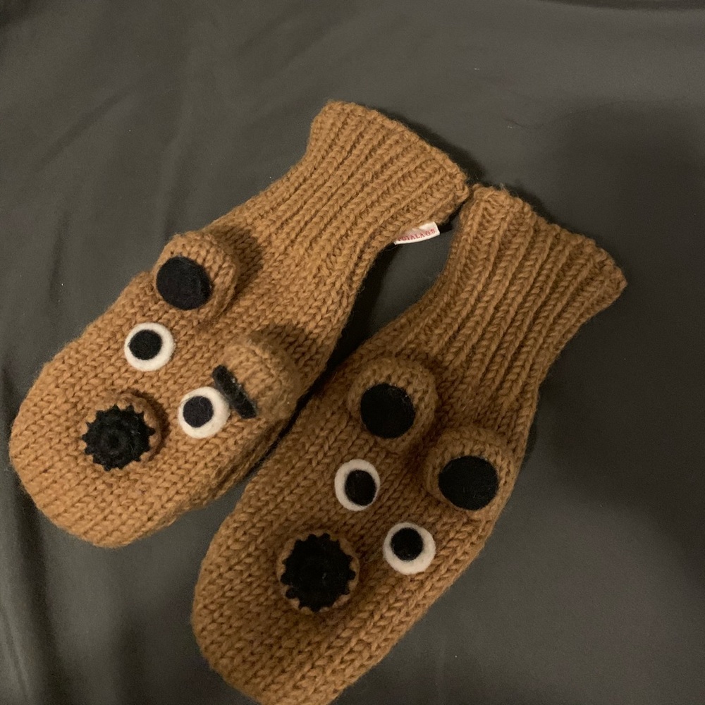 Adult knitted bear mittens